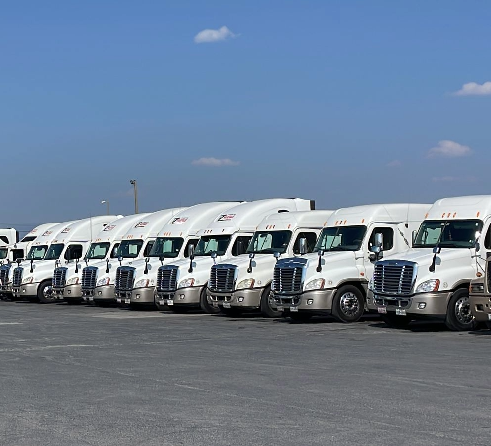 Flota de tráileres Transportes Zuazua